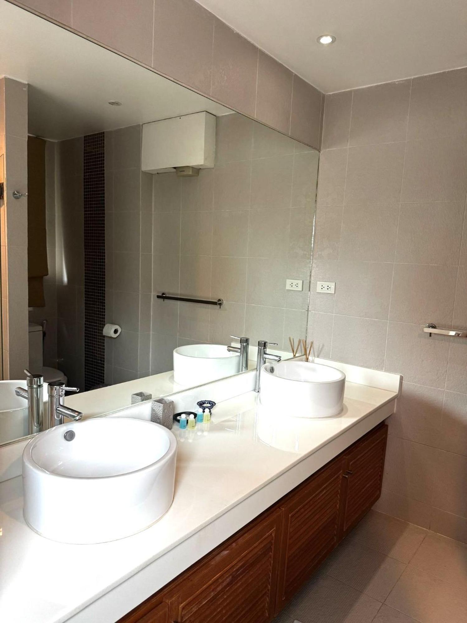 Villa Cheloni 2 Bedrooms Kamala Beach Zewnętrze zdjęcie